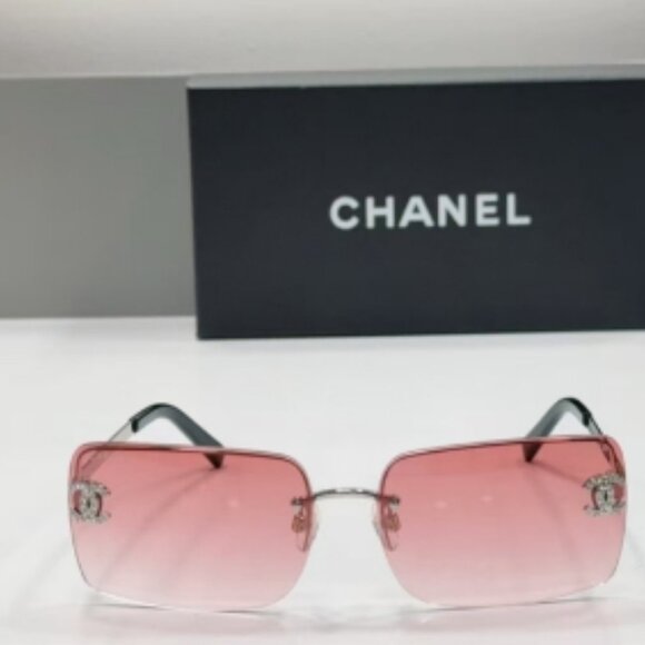 CHANEL Pink Rimless Glasses - Picture 1 of 5